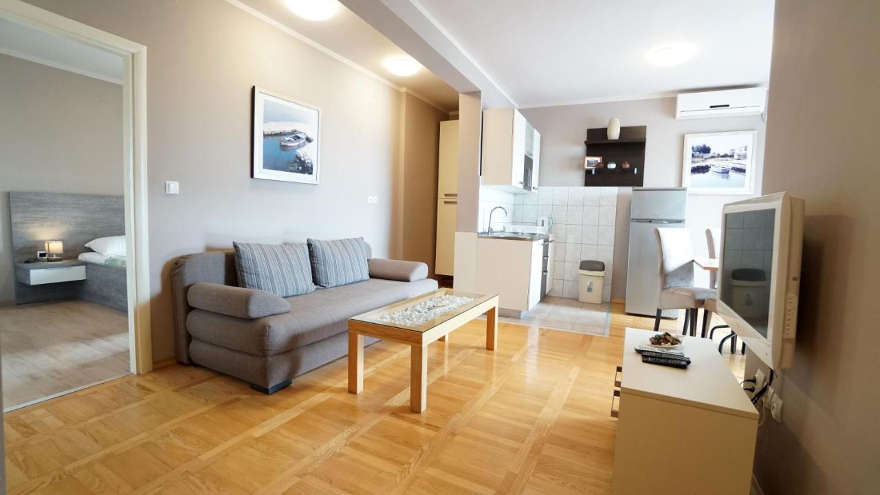 Apartments Paradiso Vir Zewnętrze zdjęcie